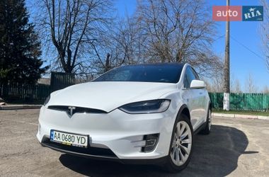 Внедорожник / Кроссовер Tesla Model X 2016 в Киеве