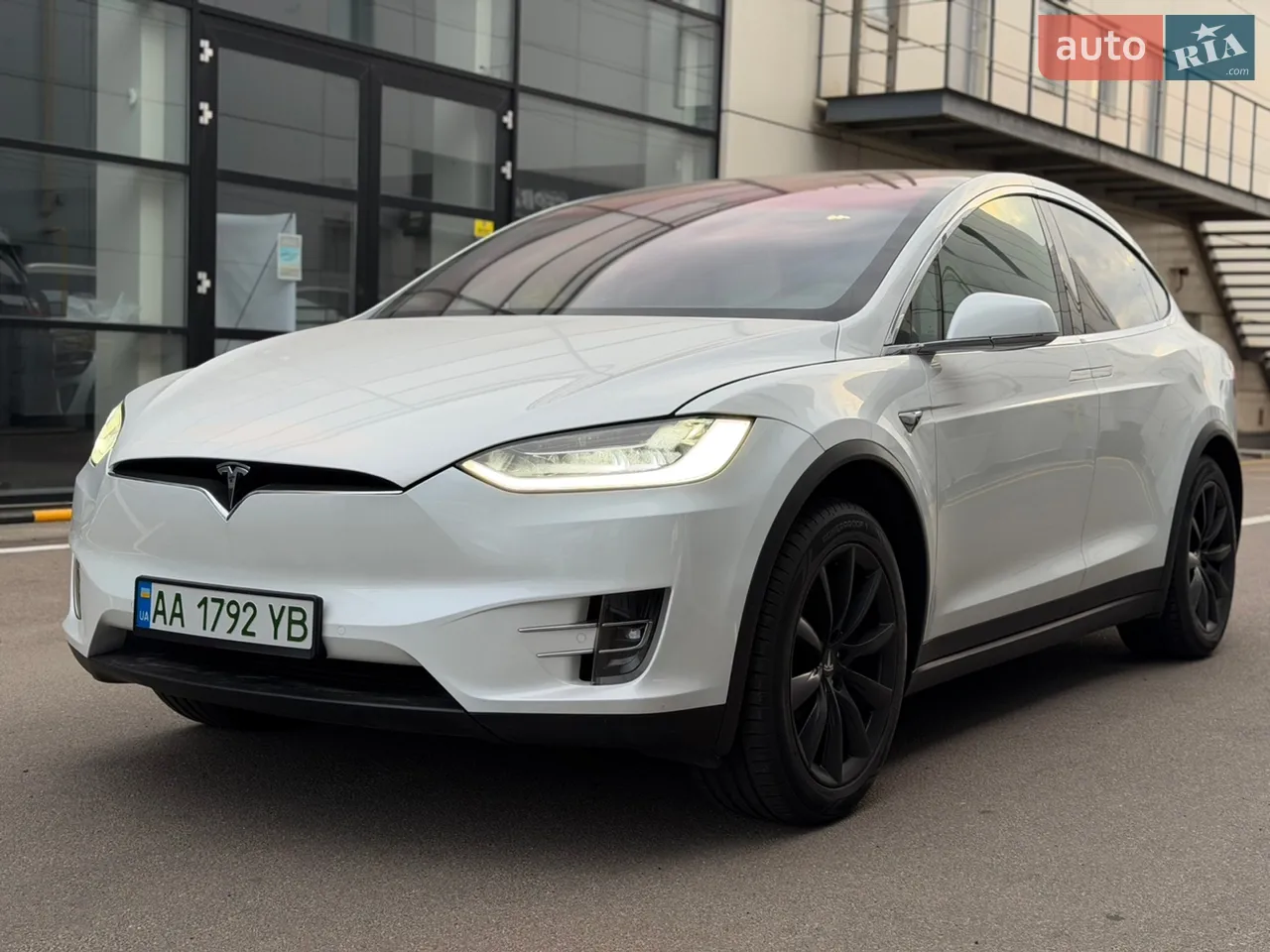 2020 Tesla Model X - мініатюра 16