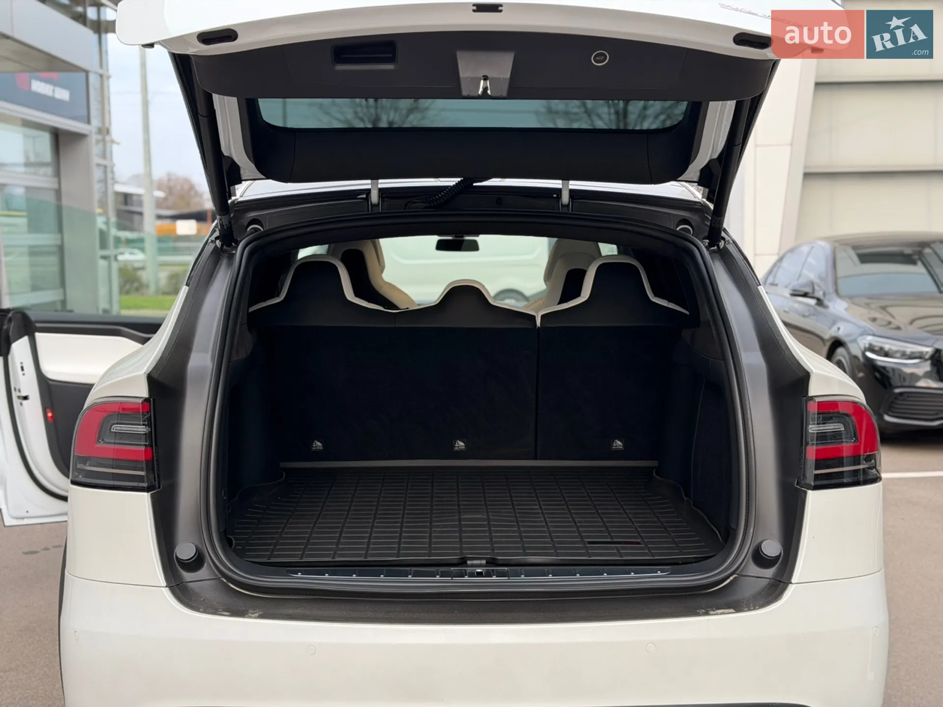 2020 Tesla Model X - мініатюра 7