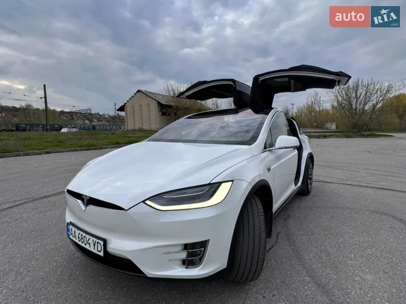 Tesla Model X
