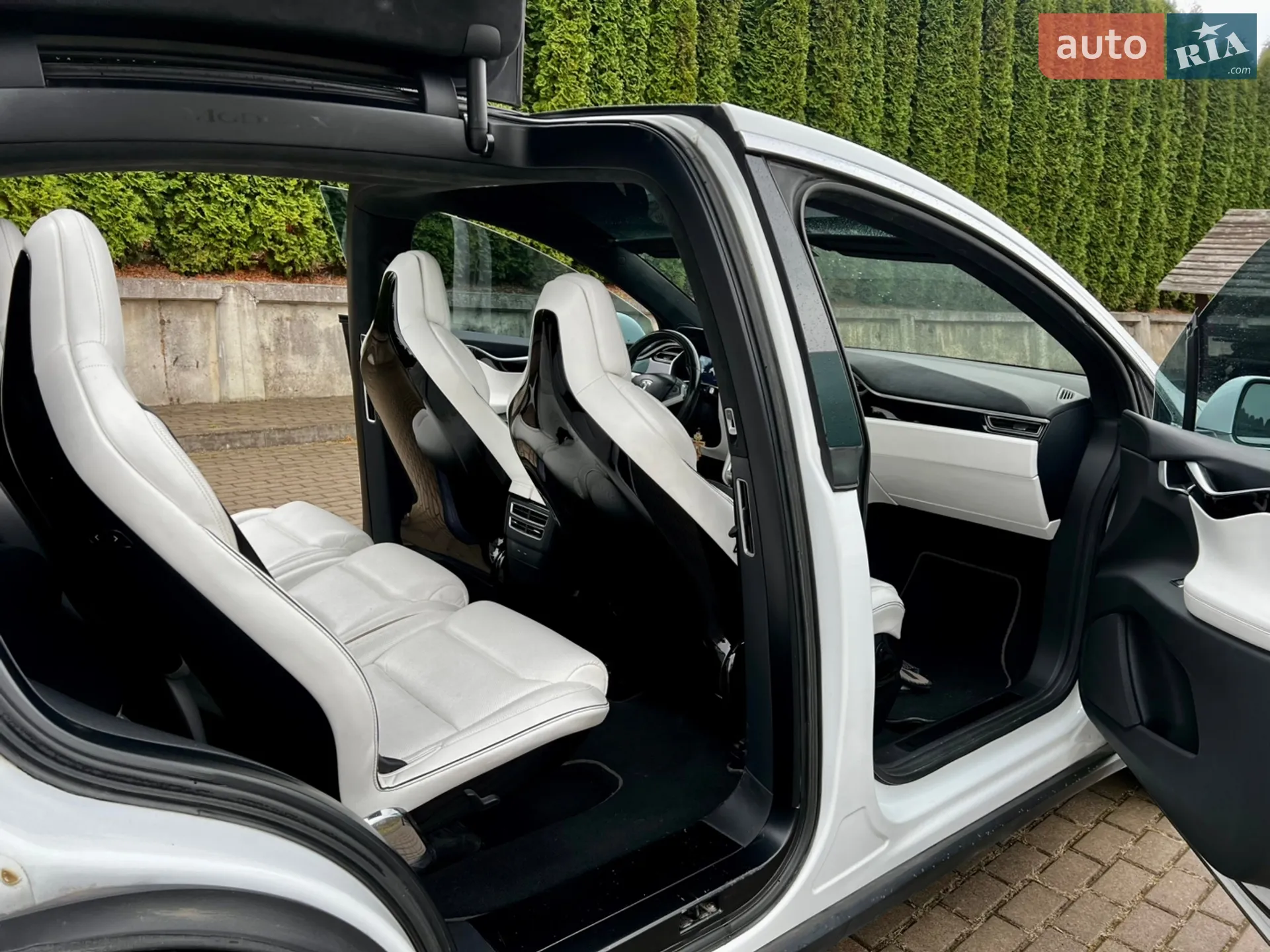 2016 Tesla Model X - мініатюра 13