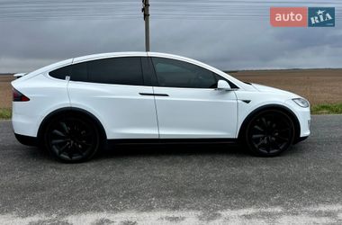 Внедорожник / Кроссовер Tesla Model X 2016 в Ровно