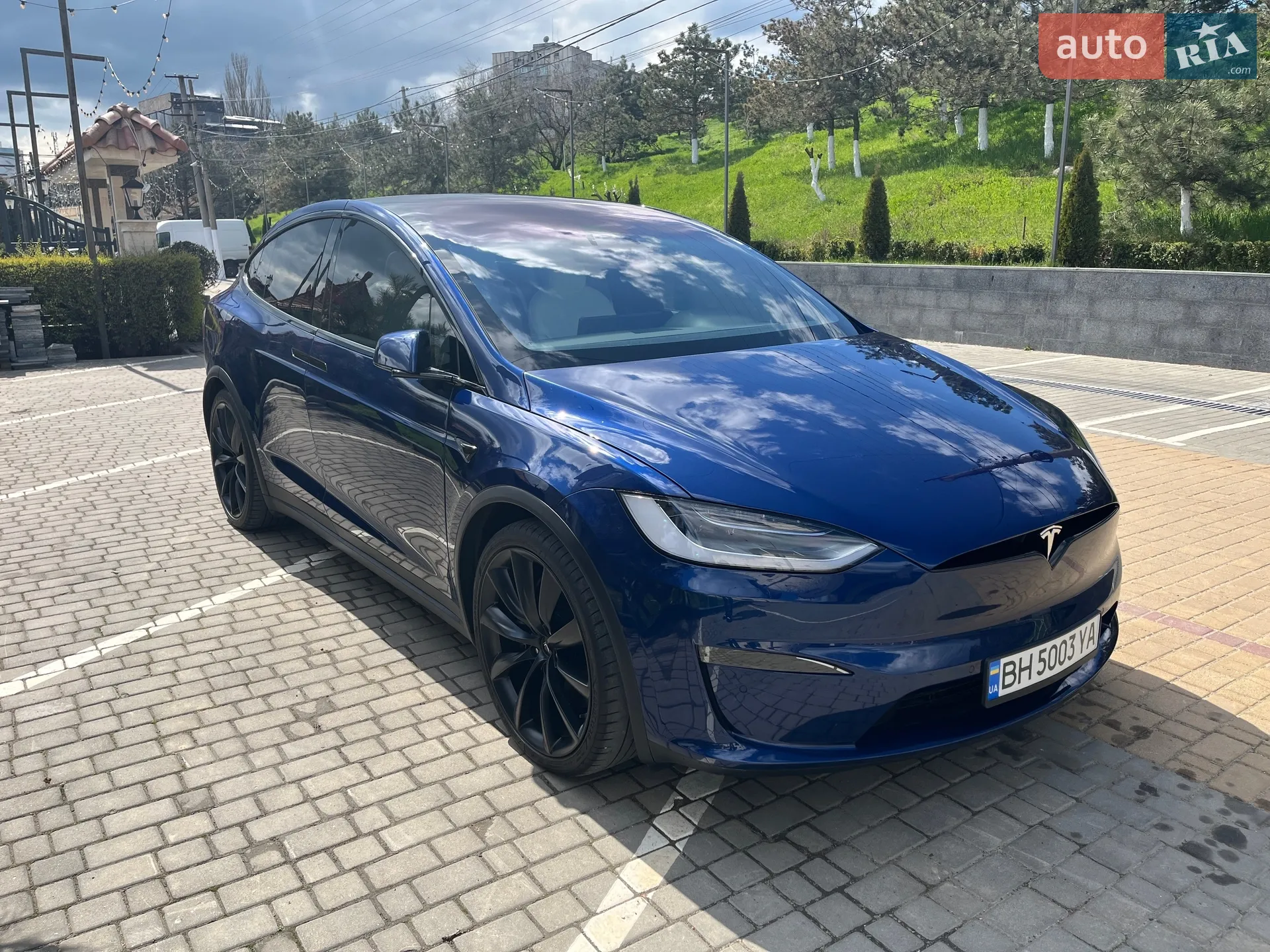 2022 Tesla Model X - мініатюра 3