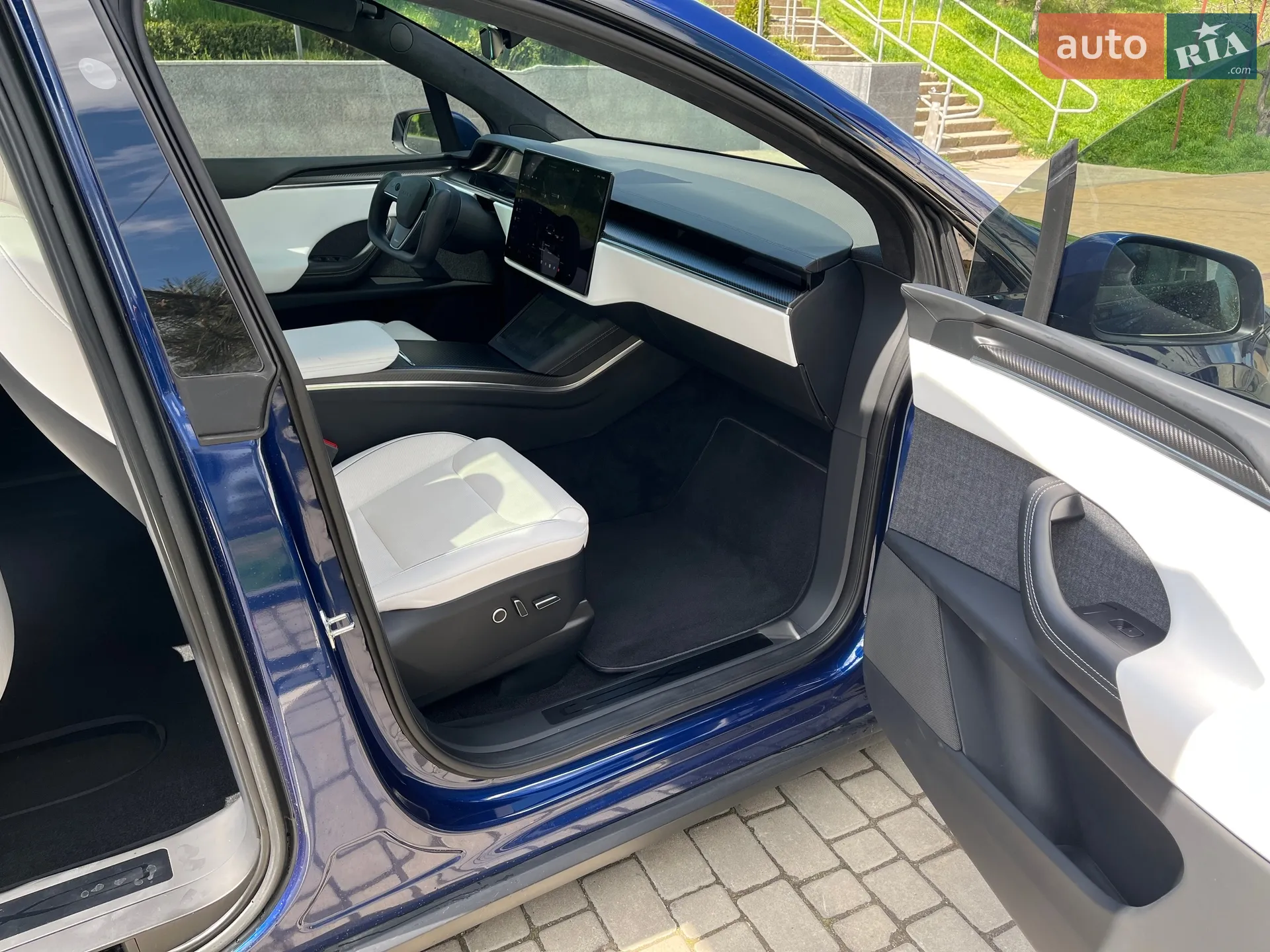 2022 Tesla Model X - мініатюра 8