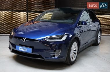Позашляховик / Кросовер Tesla Model X 2018 в Луцьку