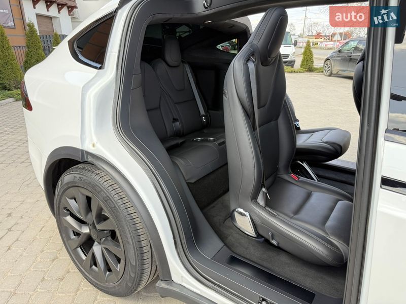 Внедорожник / Кроссовер Tesla Model X 2021 в Виннице
