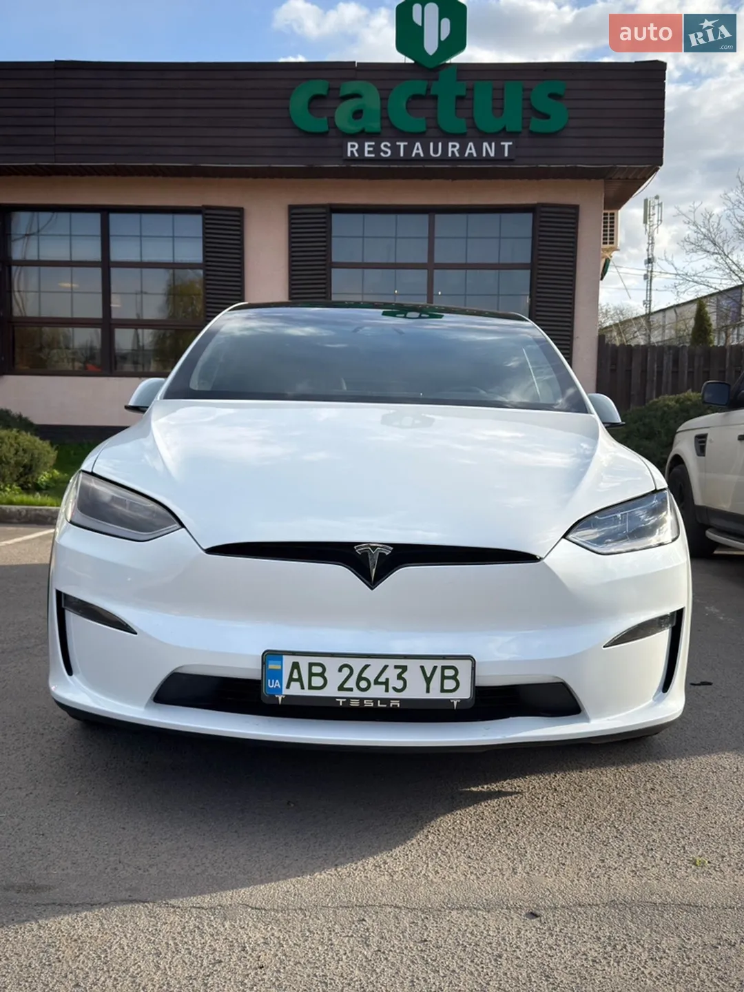 Tesla Model X 2023 VIN 7SAXCDE55PF425696 фото оголошення 9 з 16