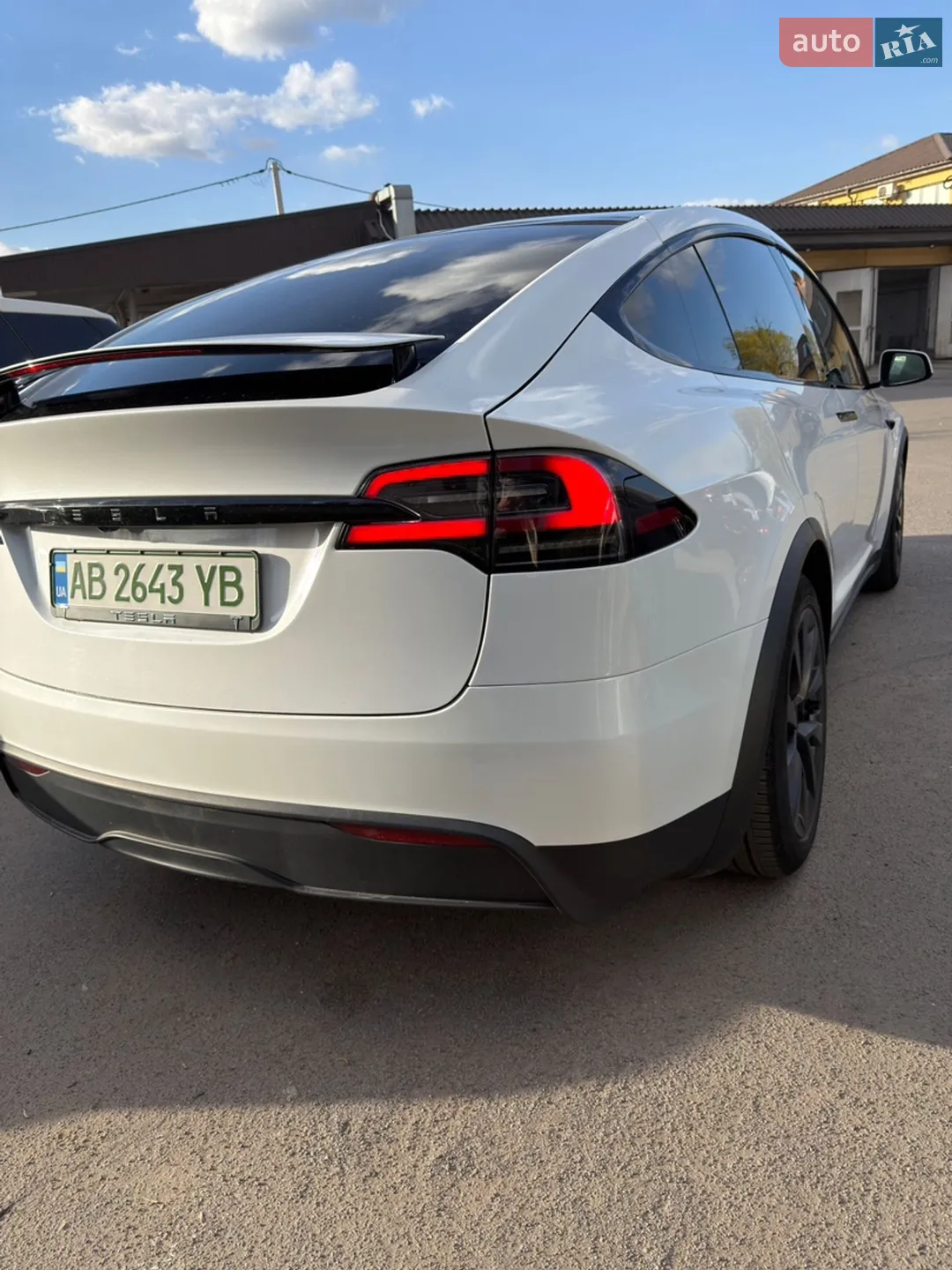 Tesla Model X 2023 VIN 7SAXCDE55PF425696 фото оголошення 5 з 16