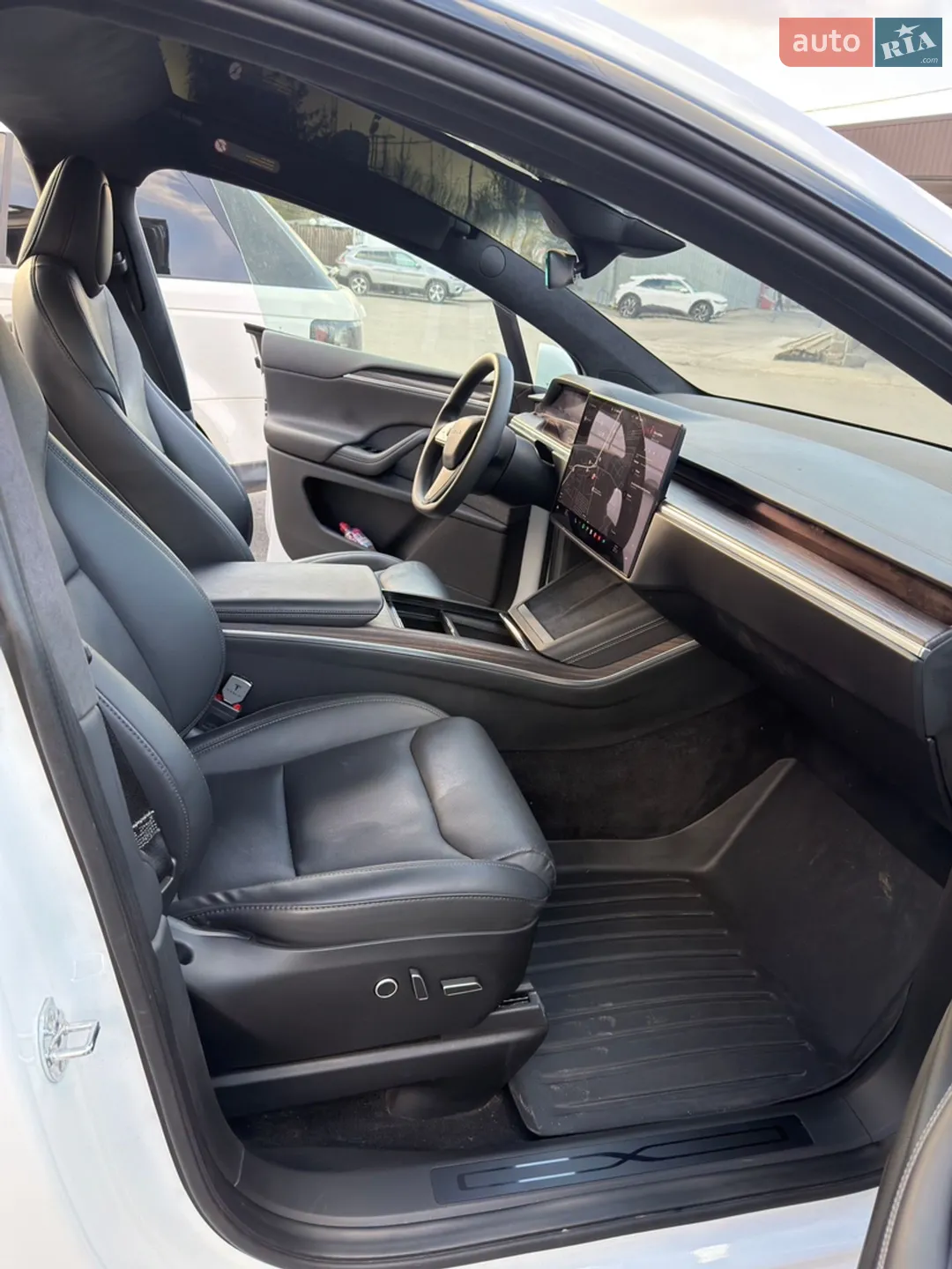 Tesla Model X 2023 VIN 7SAXCDE55PF425696 фото оголошення 16 з 16