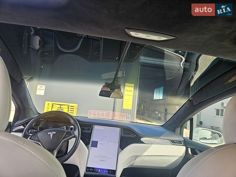 Позашляховик / Кросовер Tesla Model X 2020 в Львові
