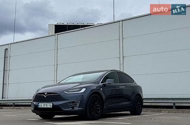 Внедорожник / Кроссовер Tesla Model X 2017 в Киеве
