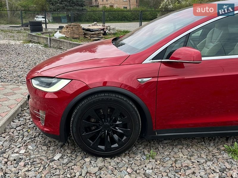 Внедорожник / Кроссовер Tesla Model X 2016 в Львове фото 5 Внедорожник / Кроссовер Tesla Model X 2016 в Львове