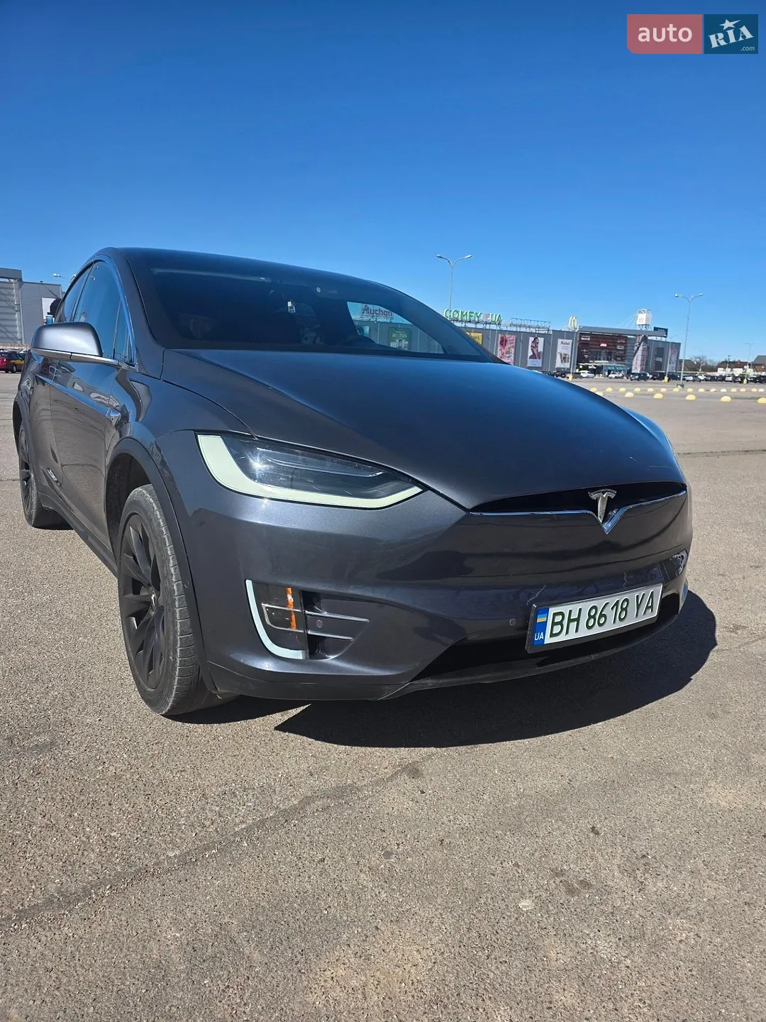 2018 Tesla Model X - фото 1