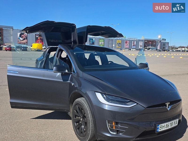 Позашляховик / Кросовер Tesla Model X 2018 в Одесі