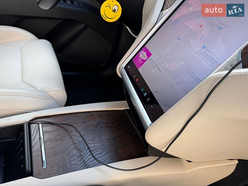 Внедорожник / Кроссовер Tesla Model X 2017 в Львове