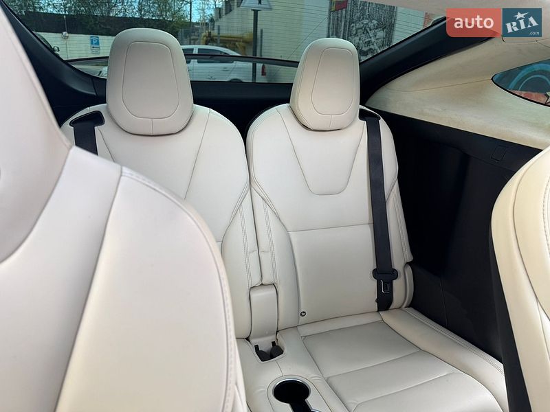 Внедорожник / Кроссовер Tesla Model X 2017 в Львове