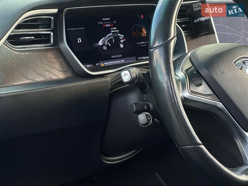 Внедорожник / Кроссовер Tesla Model X 2016 в Львове