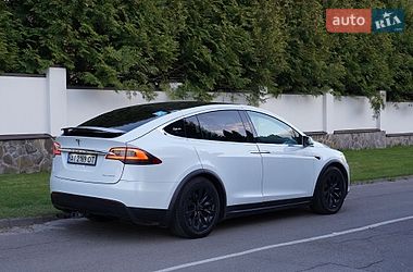 Внедорожник / Кроссовер Tesla Model X 2019 в Киеве