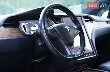 Внедорожник / Кроссовер Tesla Model X 2019 в Киеве