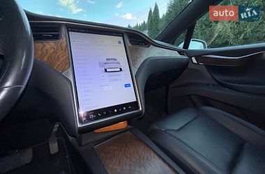 Внедорожник / Кроссовер Tesla Model X 2019 в Киеве