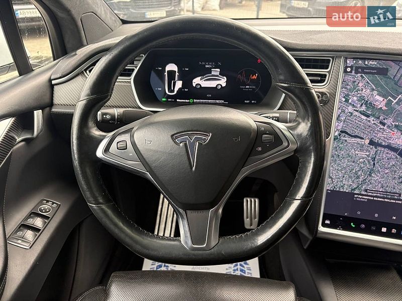 Внедорожник / Кроссовер Tesla Model X 2016 в Виннице