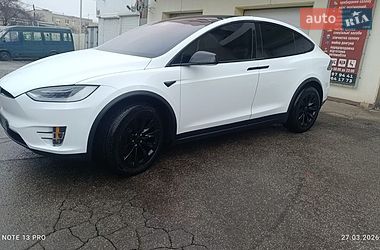 Внедорожник / Кроссовер Tesla Model X 2016 в Харькове