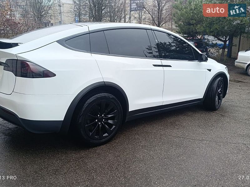 Внедорожник / Кроссовер Tesla Model X 2016 в Харькове