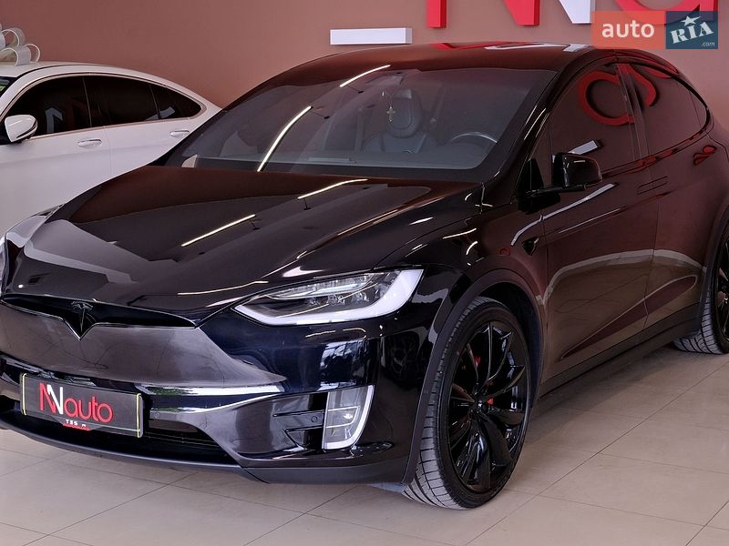 Позашляховик / Кросовер Tesla Model X 2018 в Одесі