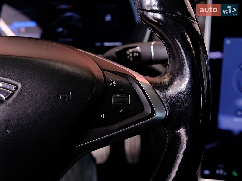 Позашляховик / Кросовер Tesla Model X 2018 в Одесі