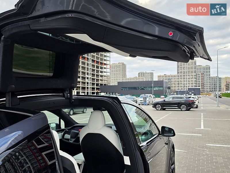 Позашляховик / Кросовер Tesla Model X 2022 в Києві