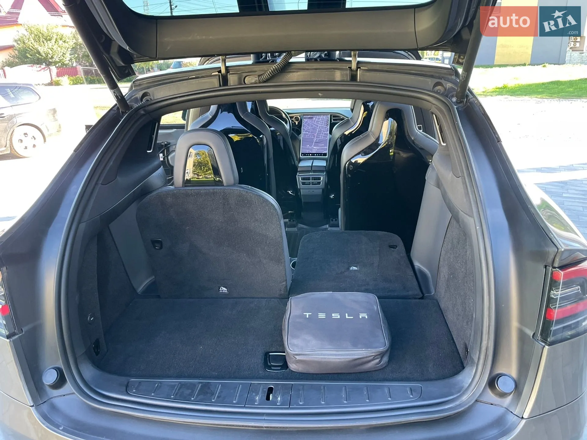 2016 Tesla Model X - мініатюра 18