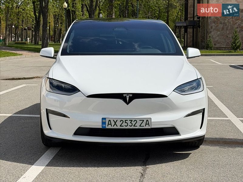 Внедорожник / Кроссовер Tesla Model X 2023 в Киеве