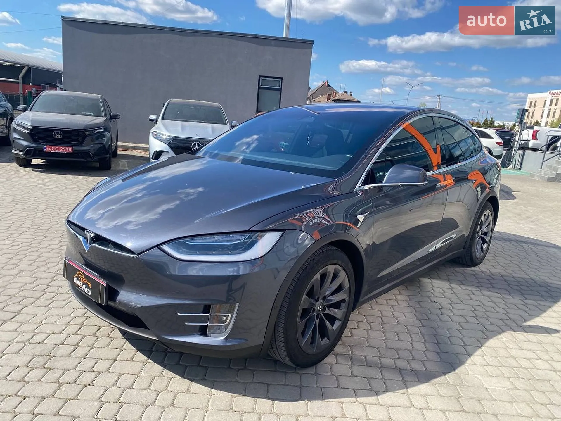 2018 Tesla Model X - мініатюра 3