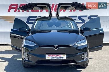 Внедорожник / Кроссовер Tesla Model X 2018 в Киеве