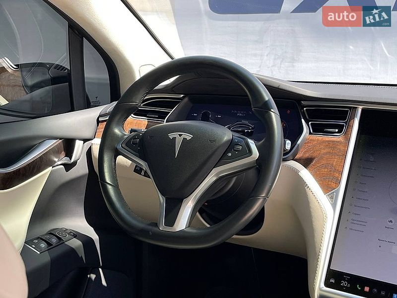 Внедорожник / Кроссовер Tesla Model X 2018 в Киеве