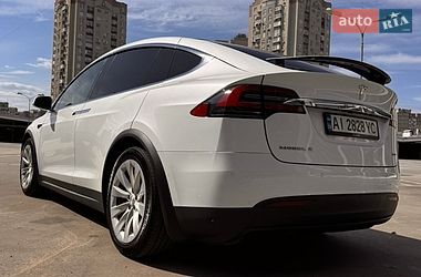 Внедорожник / Кроссовер Tesla Model X 2017 в Киеве