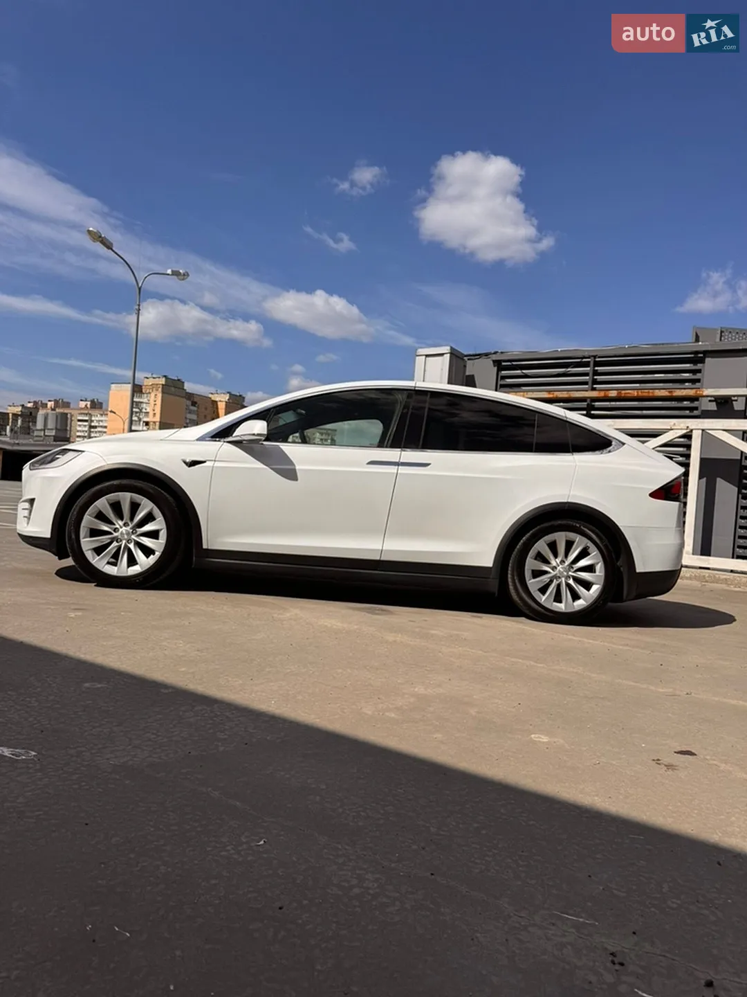 2017 Tesla Model X - мініатюра 11