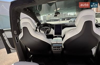 Внедорожник / Кроссовер Tesla Model X 2017 в Киеве