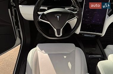 Внедорожник / Кроссовер Tesla Model X 2017 в Киеве