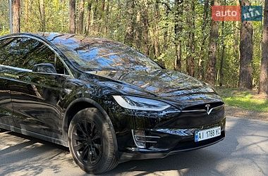 Внедорожник / Кроссовер Tesla Model X 2018 в Киеве