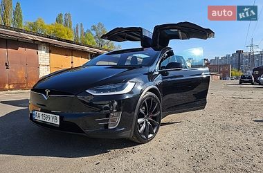 Внедорожник / Кроссовер Tesla Model X 2016 в Киеве