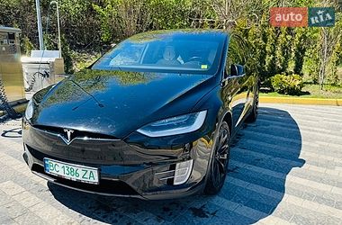 Внедорожник / Кроссовер Tesla Model X 2019 в Львове