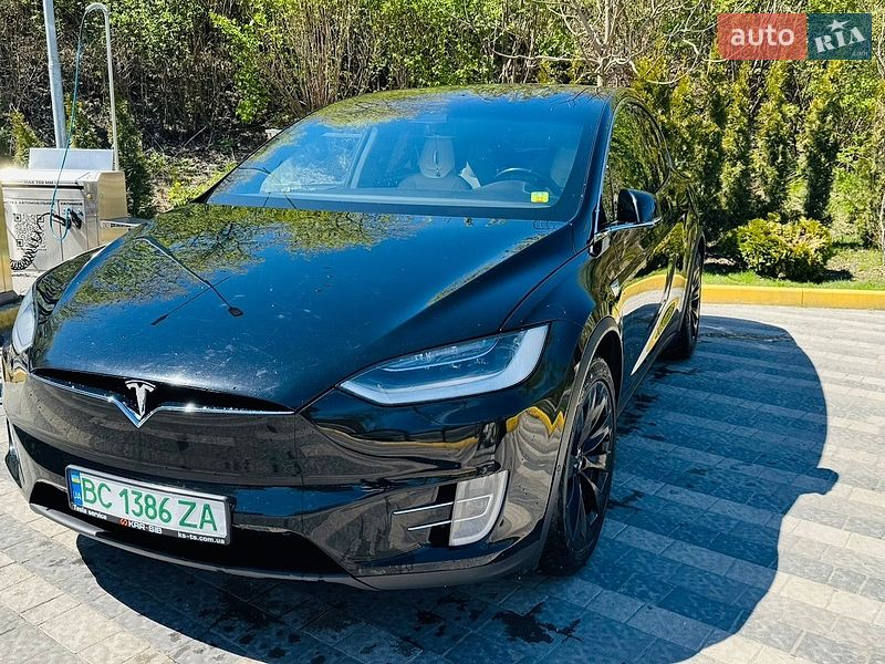 Внедорожник / Кроссовер Tesla Model X 2019 в Львове