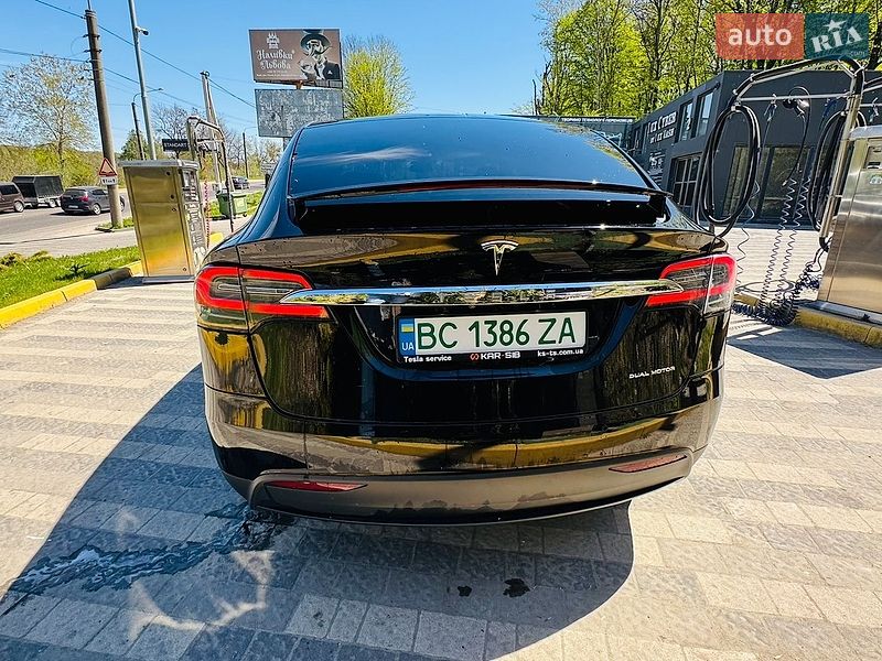 Внедорожник / Кроссовер Tesla Model X 2019 в Львове