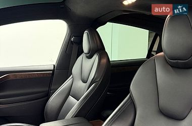 Внедорожник / Кроссовер Tesla Model X 2020 в Одессе
