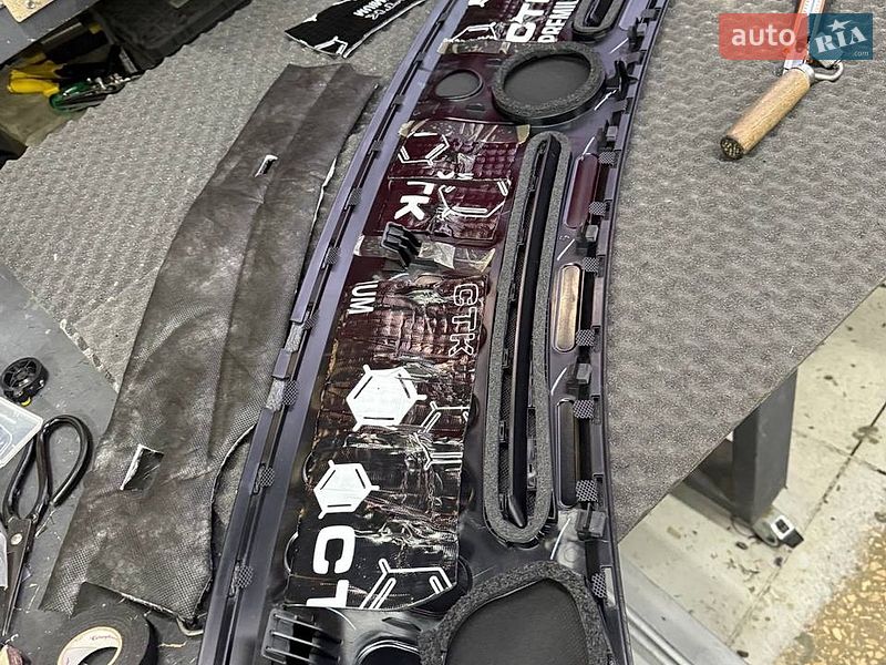 Внедорожник / Кроссовер Tesla Model X 2020 в Киеве