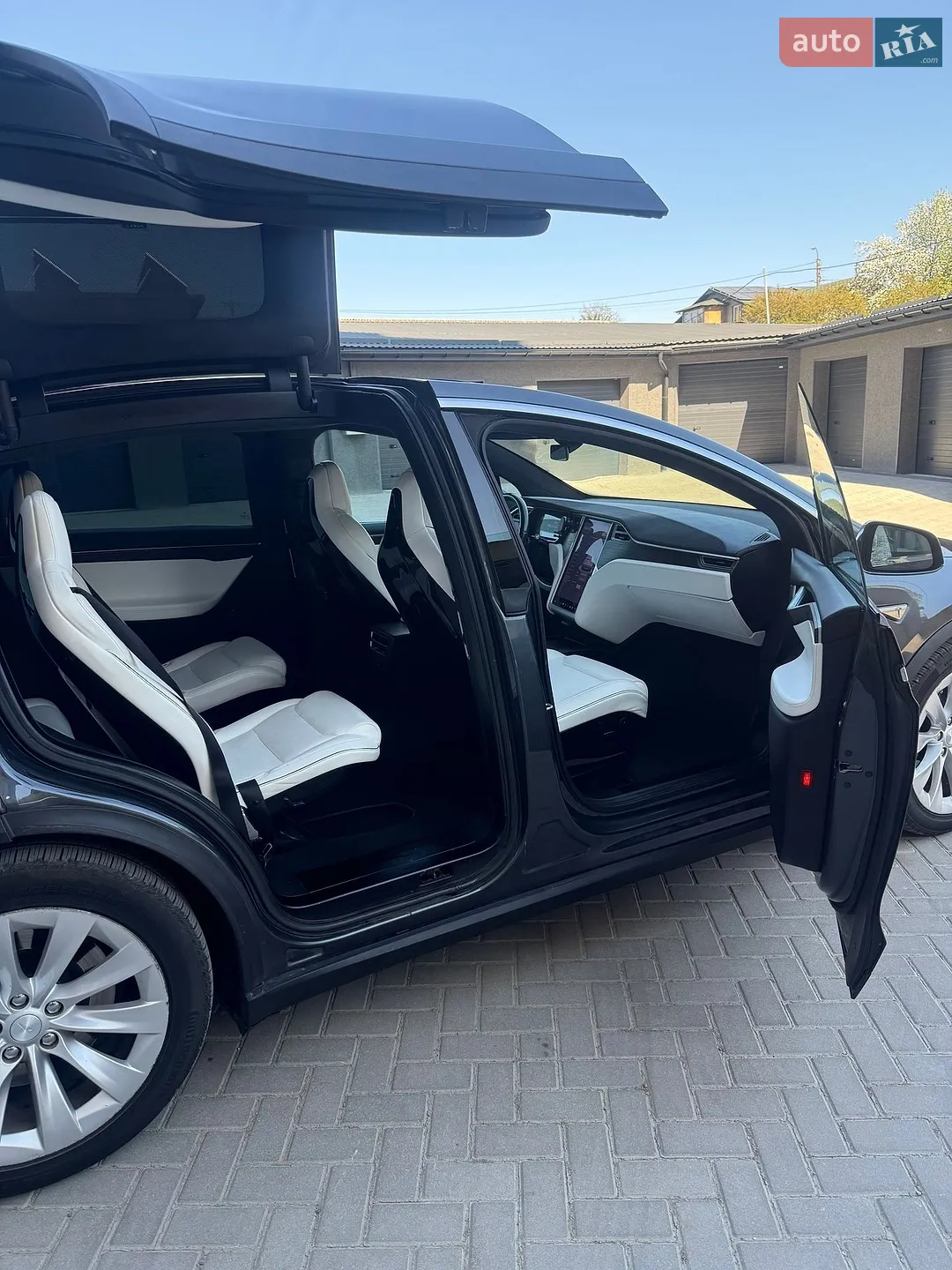 2016 Tesla Model X - мініатюра 34