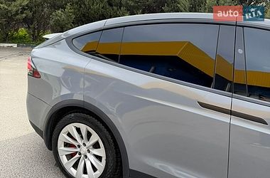 Внедорожник / Кроссовер Tesla Model X 2019 в Киеве