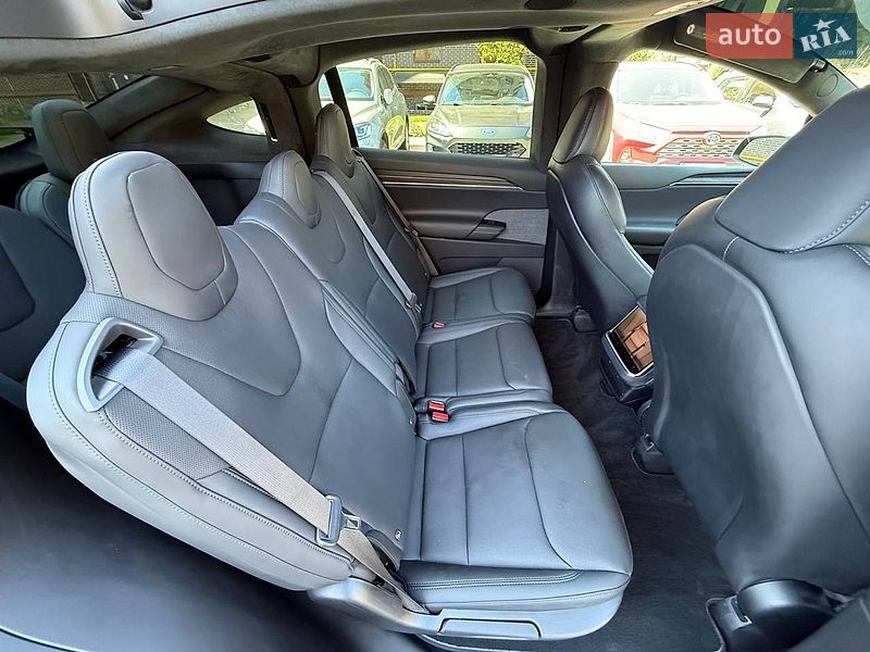 Внедорожник / Кроссовер Tesla Model X 2025 в Киеве