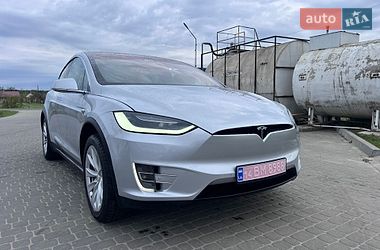 Внедорожник / Кроссовер Tesla Model X 2017 в Львове